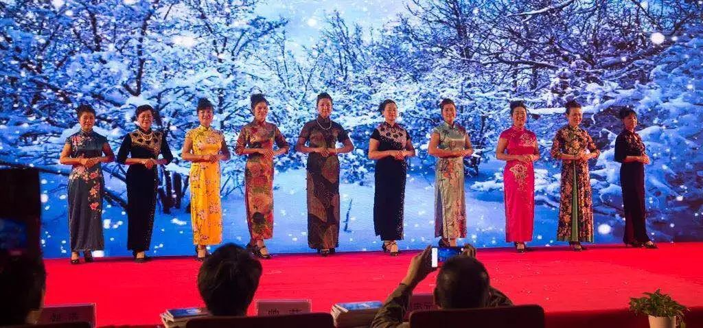 楊波太極拳最新視頻,楊波太極拳最新視頻，領(lǐng)略太極之美，傳承千年文化